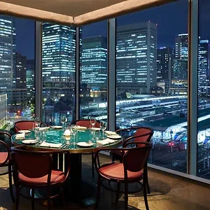https://four-seasons-at-marunouchi.alltokyohotels.com